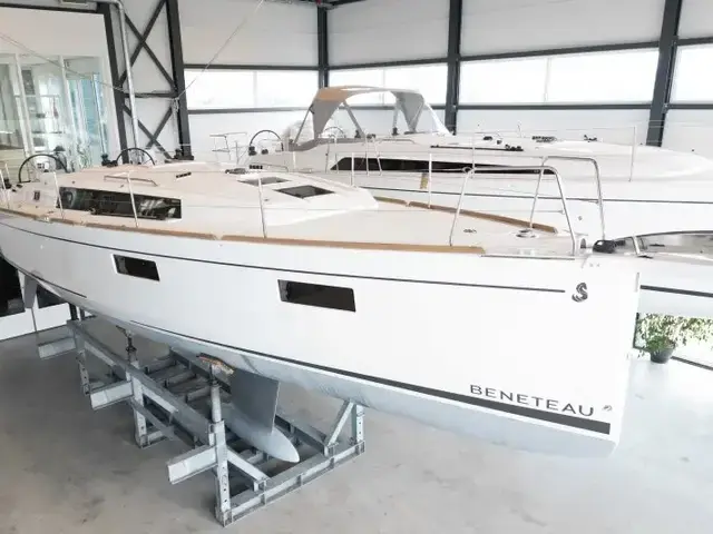 Beneteau Oceanis 38.1