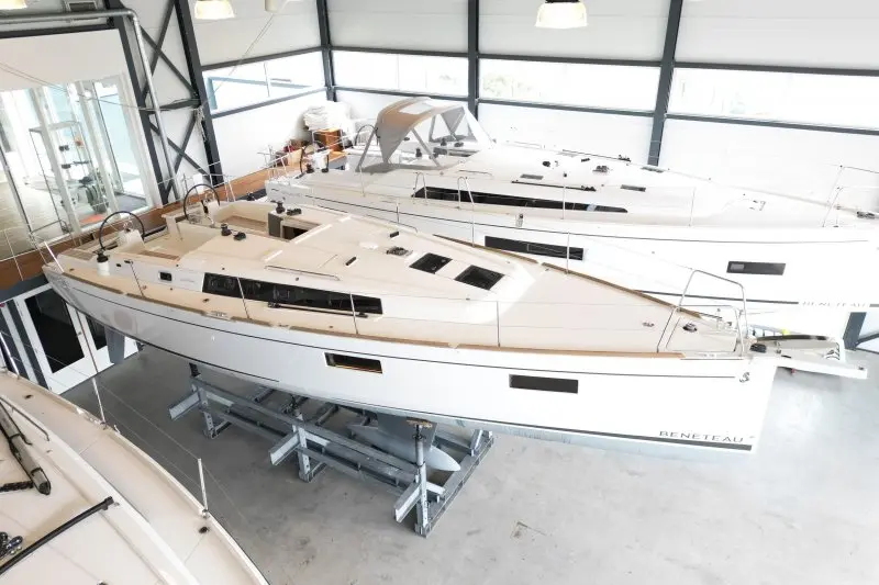 2022 Beneteau oceanis 38.1