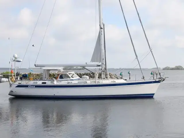 Hallberg-Rassy 48