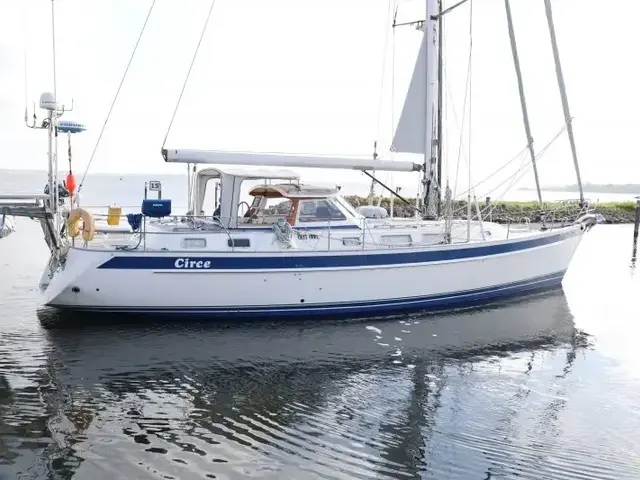 Hallberg-Rassy 48