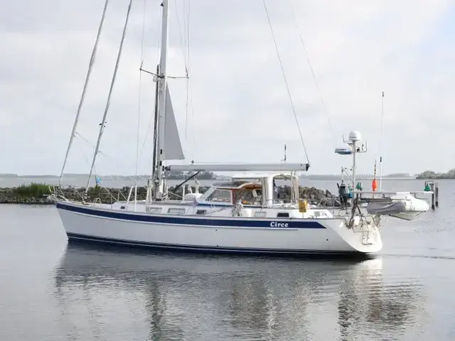 Hallberg-Rassy 48