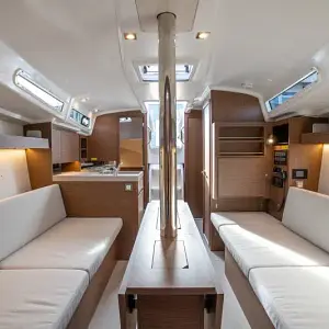 2023 Beneteau Oceanis 34.1