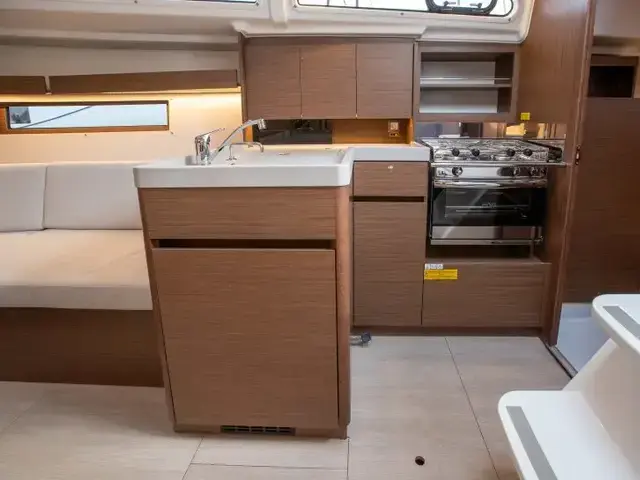 Beneteau Oceanis 34.1