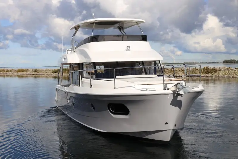 2022 Beneteau swift trawler 48