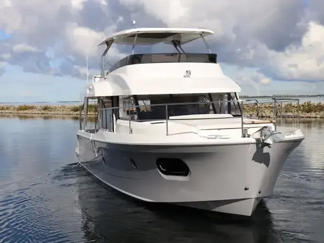 Beneteau Swift Trawler 48