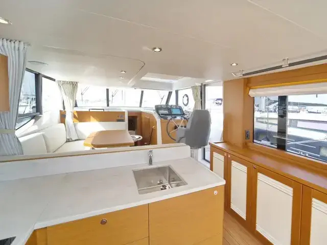 Beneteau Swift Trawler 48