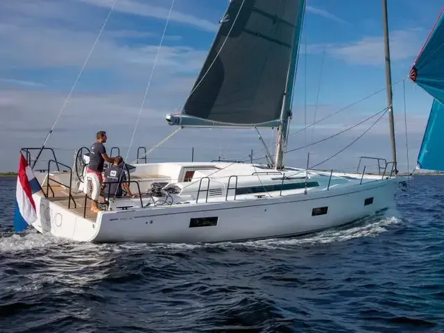 Beneteau First 44