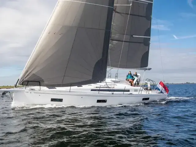 Beneteau First 44