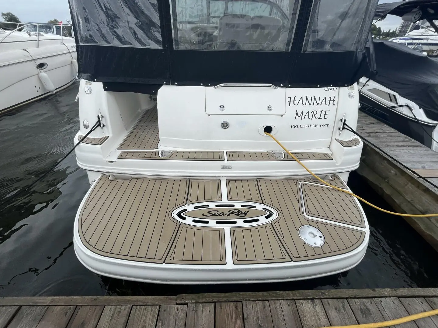 2003 Sea Ray 320 sundancer