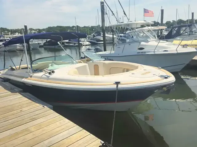 Chris-Craft 28 Launch Heritage Edition