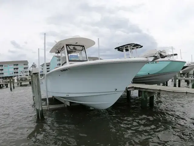 Sea Hunt Boats Ultra 255 SE