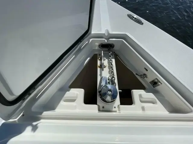 Jupiter Boats 32FS