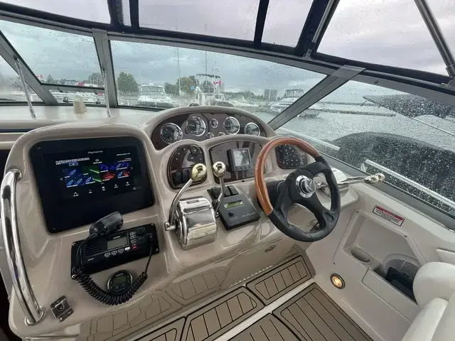 Sea Ray Sundancer 320