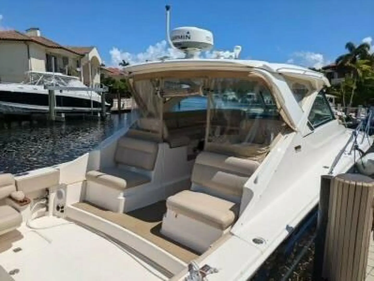 2013 Tiara 36 coronet