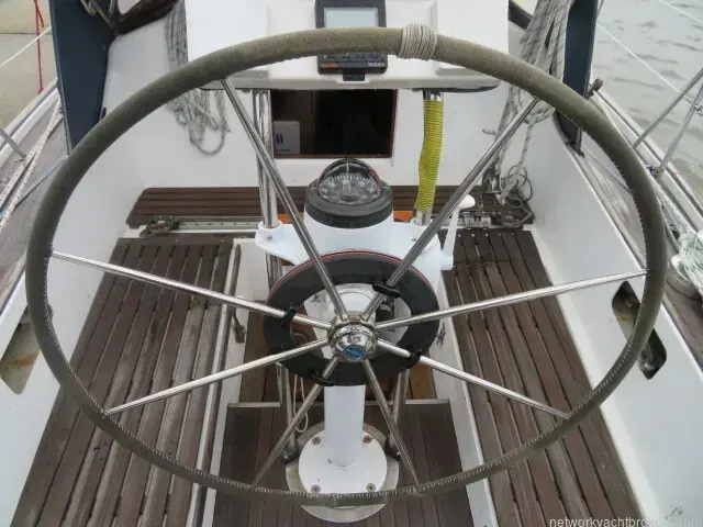 Classic Yacht Frans Maas Raider 35