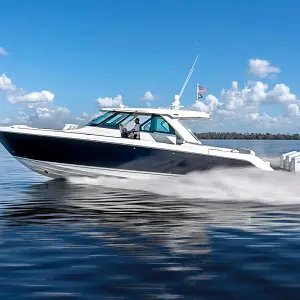 2025 Tiara 48 LS