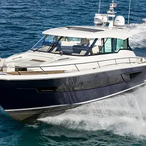 2025 Tiara EX60