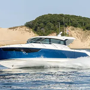 2025 Tiara 43 LE