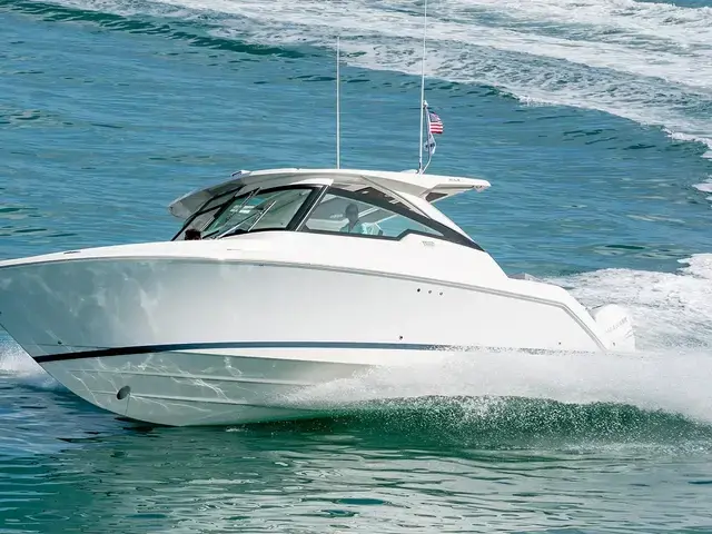 Tiara 34 LX