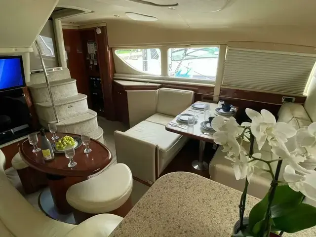 Sea Ray 39