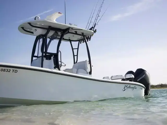 Yellowfin 26 Hybrid