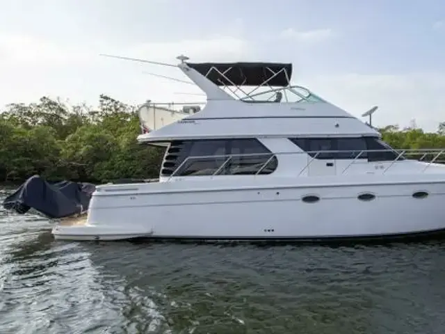 Carver 450 Voyager