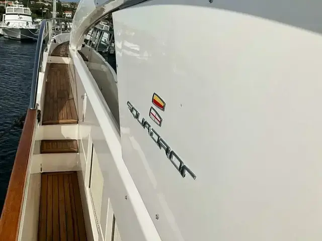 Fairline Squadron