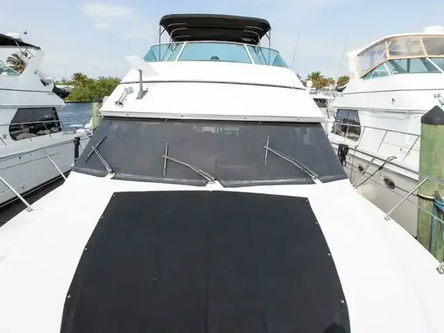 Carver 450 Voyager