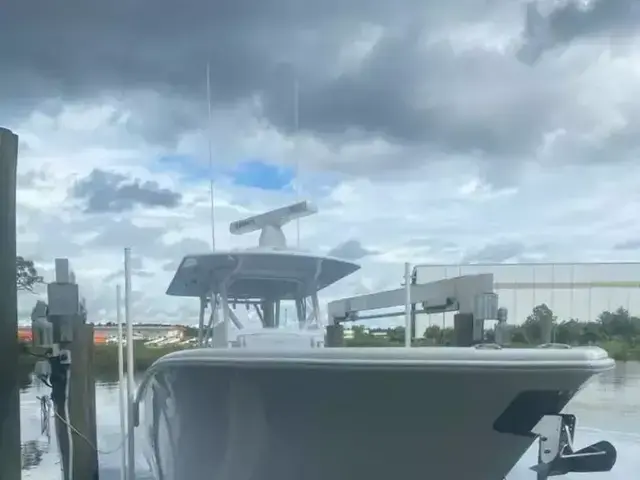 Yellowfin Center Console