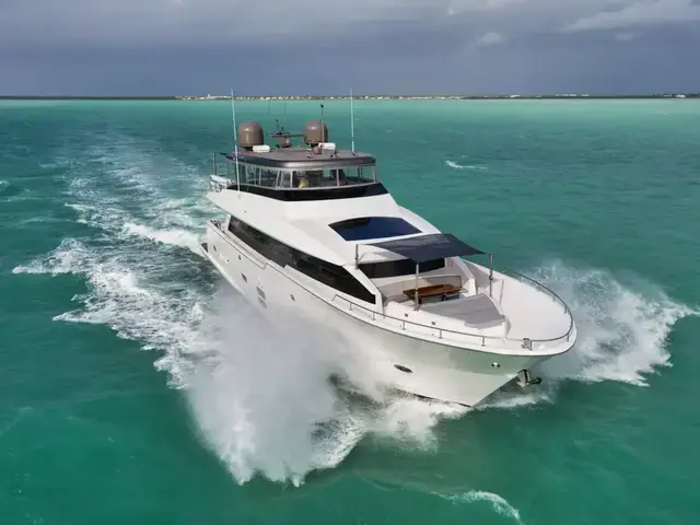 Hatteras M90 Panacera