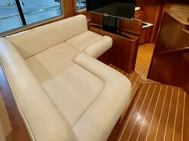 Sabre 48 Salon Express