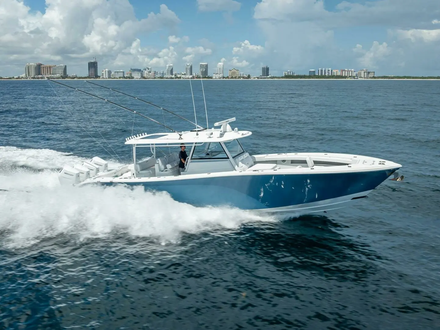 2025 Yellowfin 42 offshore