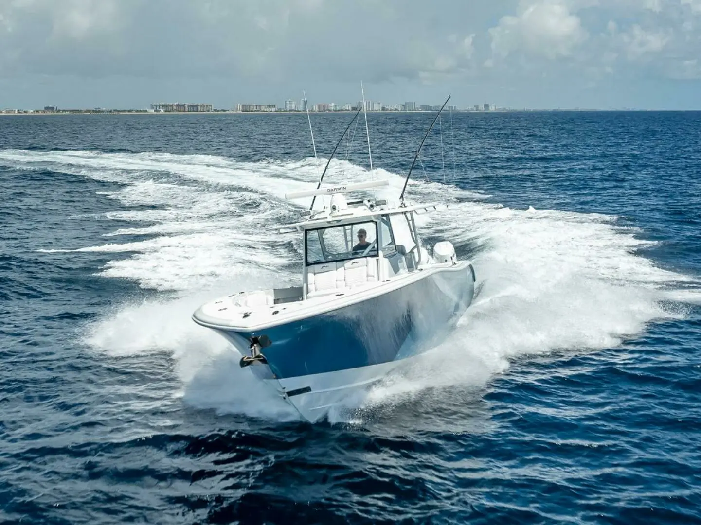 2025 Yellowfin 42 offshore