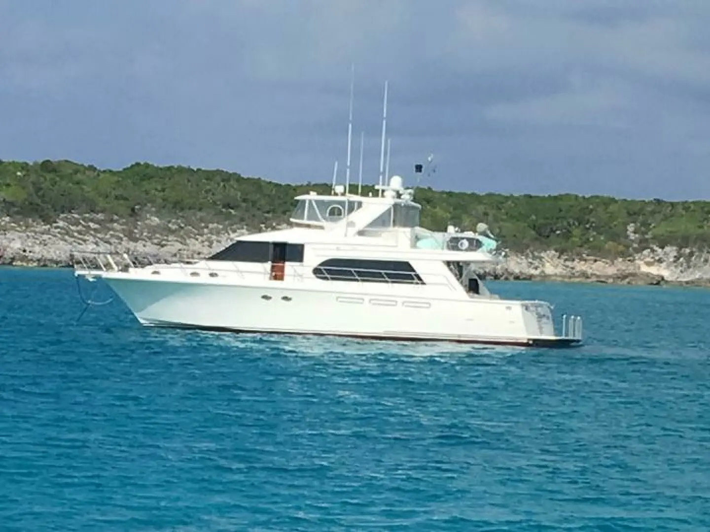 2005 Ocean 64 cockpit pilothouse