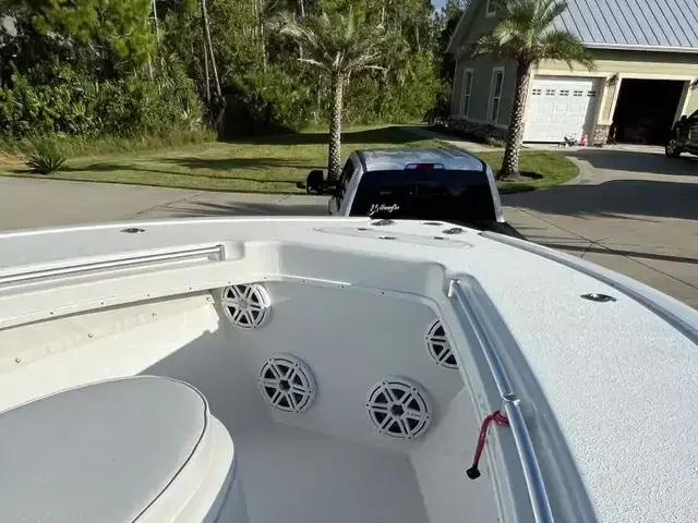 Yellowfin Center Console