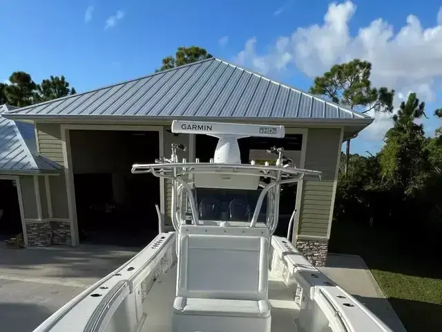 Yellowfin Center Console