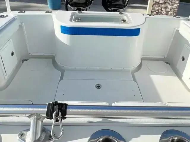 Yellowfin Center Console