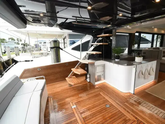 Okean 52 Flybridge