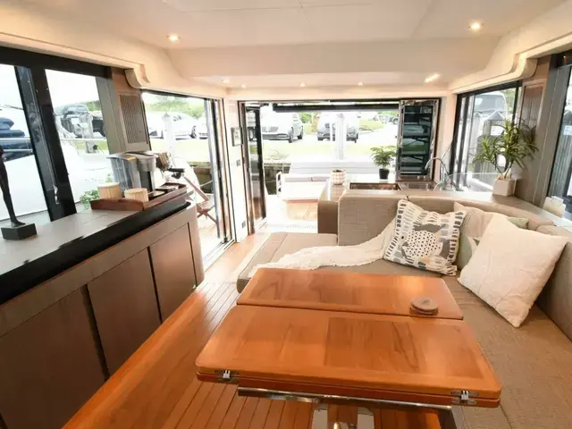 Okean 52 Flybridge