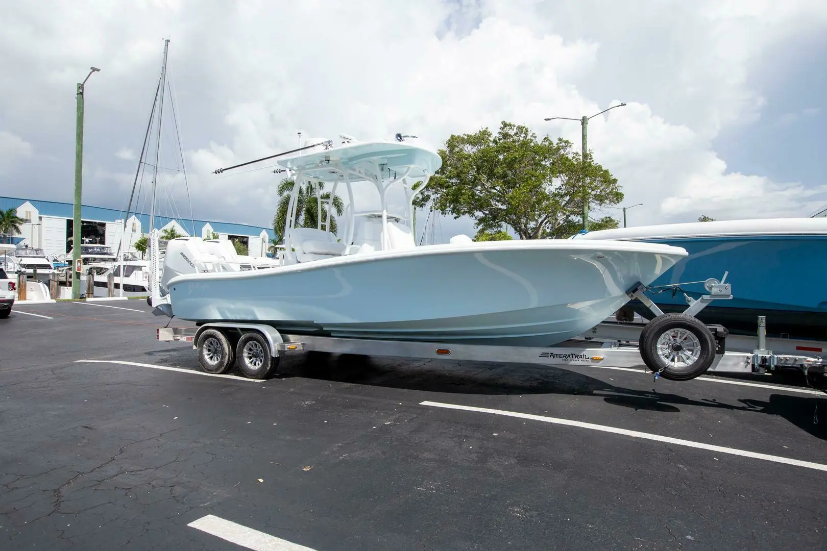 2025 Yellowfin 26 hybrid