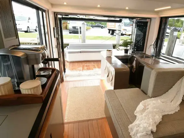 Okean 52 Flybridge