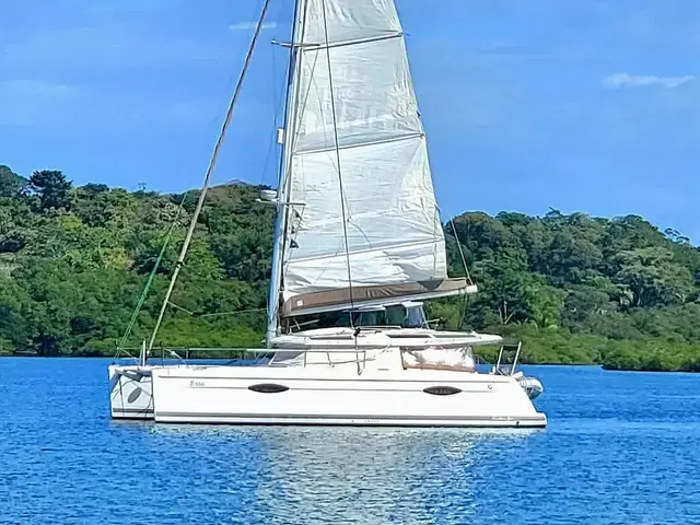 Fountaine Pajot 44'