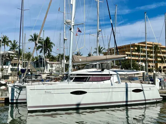 Fountaine Pajot 44'