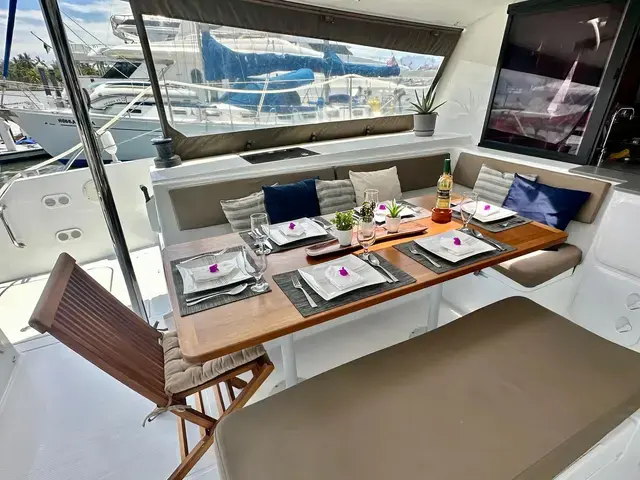 Fountaine Pajot 44'