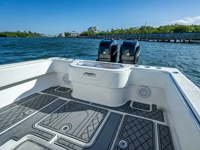 Invincible Boats 33 Open Fisherman Center Console