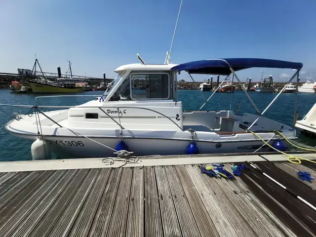 Beneteau Antares 6