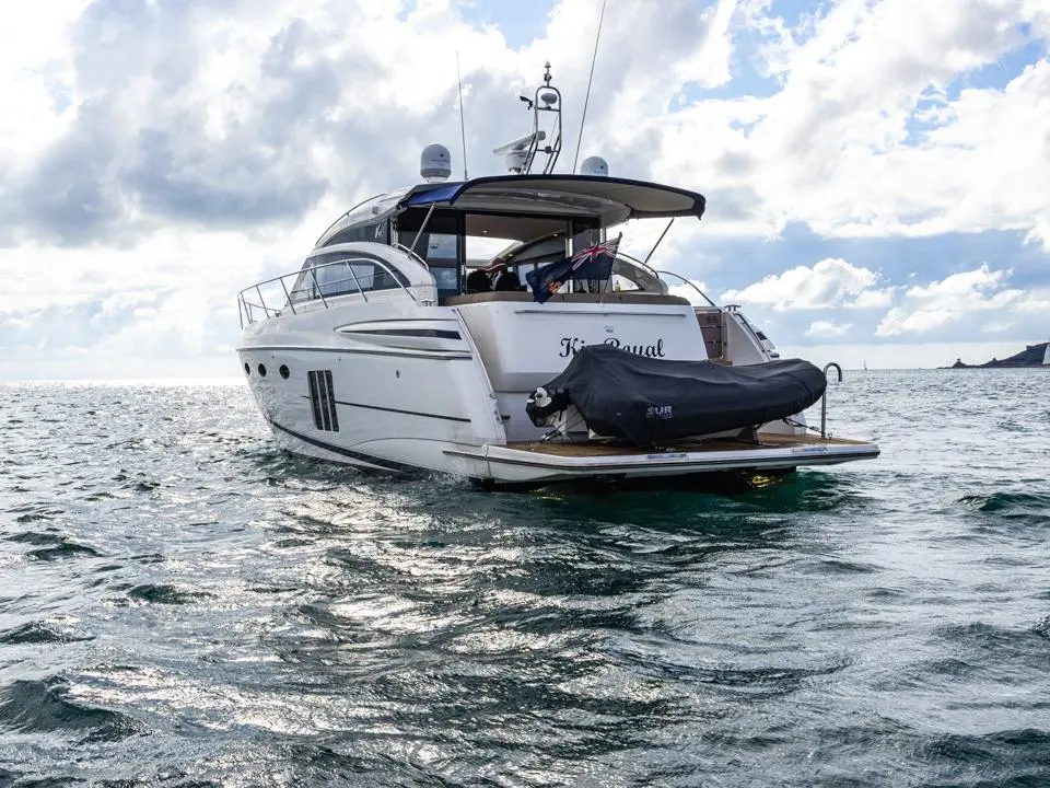 2011 Princess v52