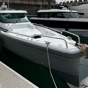 2018 Axopar 37 Sport Cabin