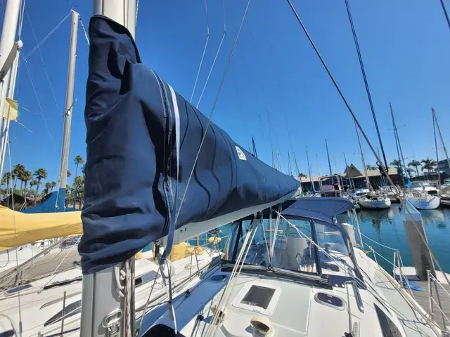 Hunter 37'