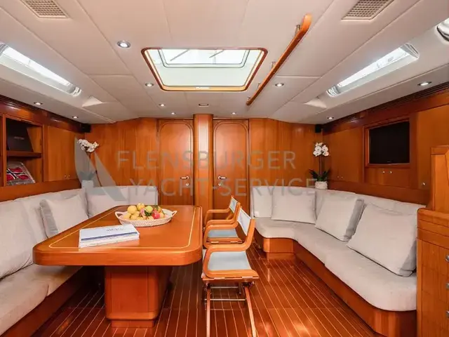 Nautor Swan 70